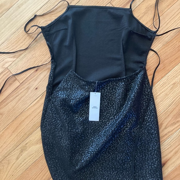 Urban Outfitters Small Strappy Back Black Dress Shimmery Print - Picture 6 of 8